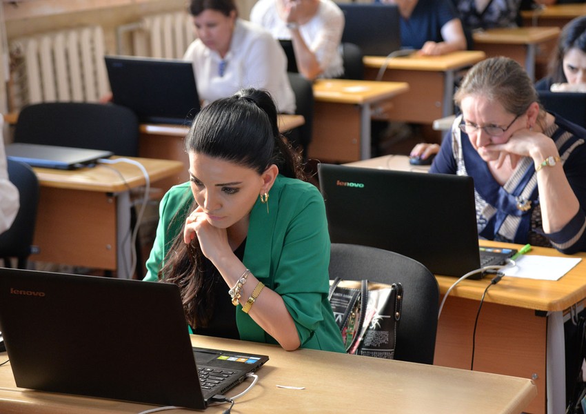 64b43702 6eeb 3e96 a0e7 151314863bd3