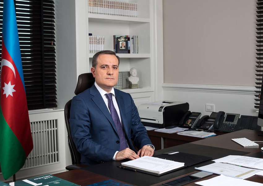 Dbeb7064 f4f8 3152 ad3b 2c156ac3b5ff