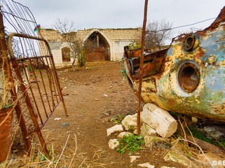 229b47f9 381c 3605 887e ced66fd8d38d 321