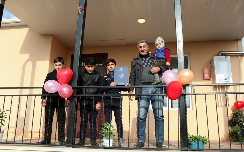 3c688fef 0dc8 3e33 9353 0b37bd7b129c