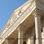 8deef3e9 413b 3860 9883 d56e178a8319