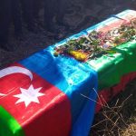 52fd5f5b 8988 3a3d 87b5 9b18497f740e