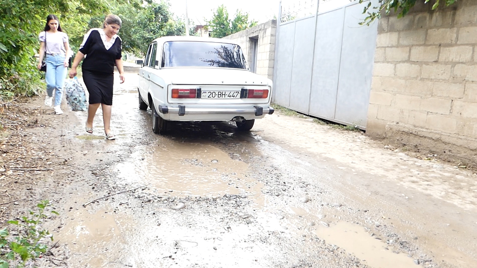 Sequence 01.00 02 02 07.Still003