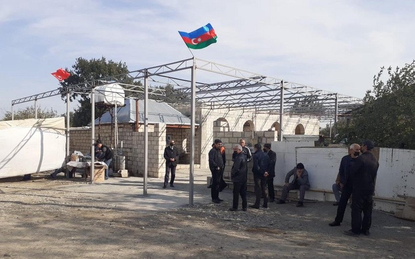 4b476748 a94b 3b97 9272 3473db0d98fc