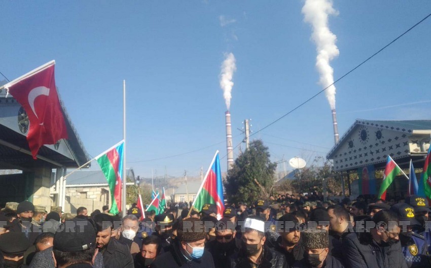 7b876898 a279 3e61 9845 5ab45119cb5a