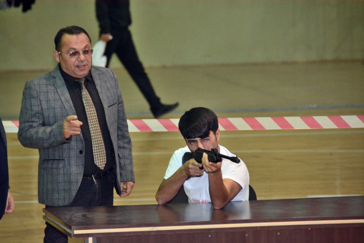 9886397f 8814 4157 8378 e2eb82404593