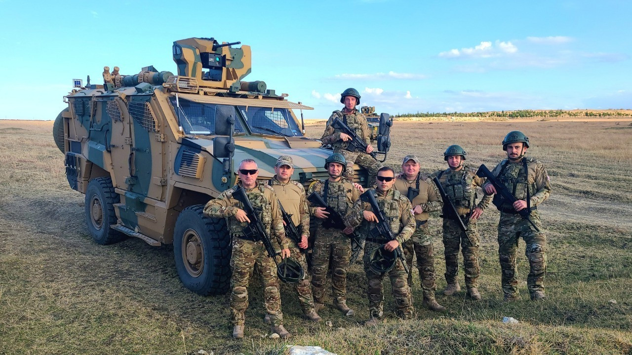 Dbb9b157f27656f06a61fcf23cf2c78a (1)