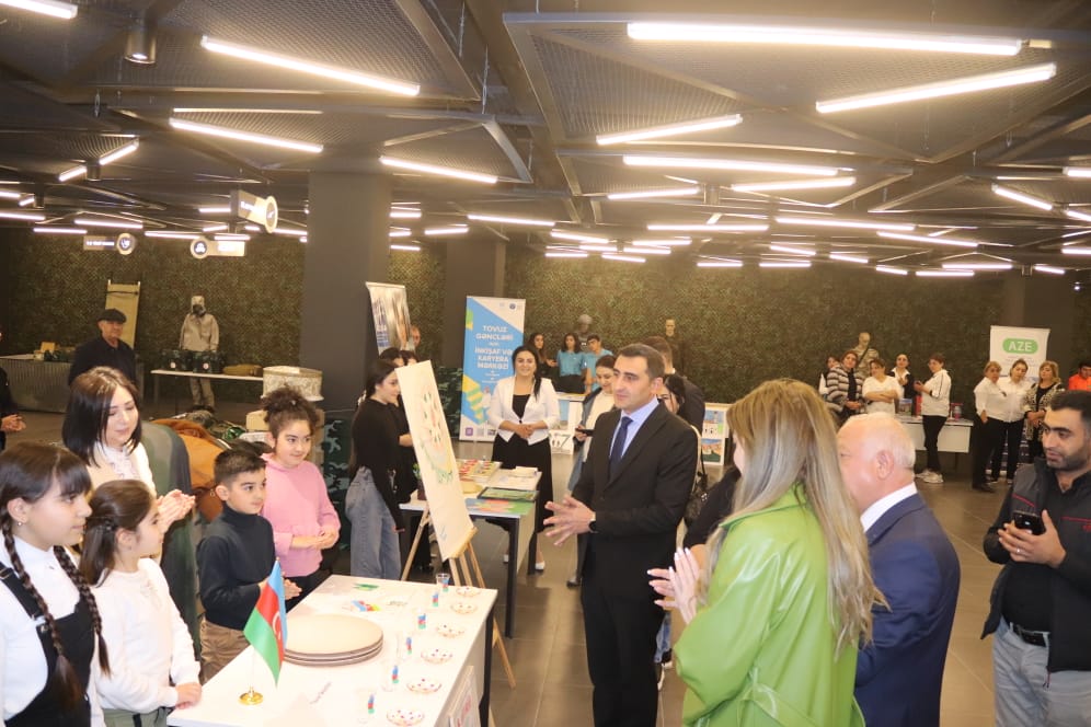 E6c221dc 6756 4590 883c 5dbf3245e0cb