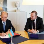 C2434843 366d 3bce a6ba d7535c52152e