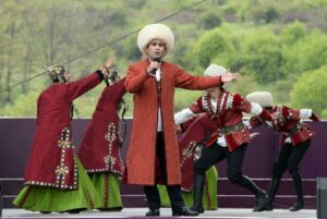 3065dbb2-6b92-3c38-8feb-dad6c786eab9