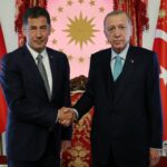 4331a065 3ad3 3fb4 8251 22e065a6f8d9