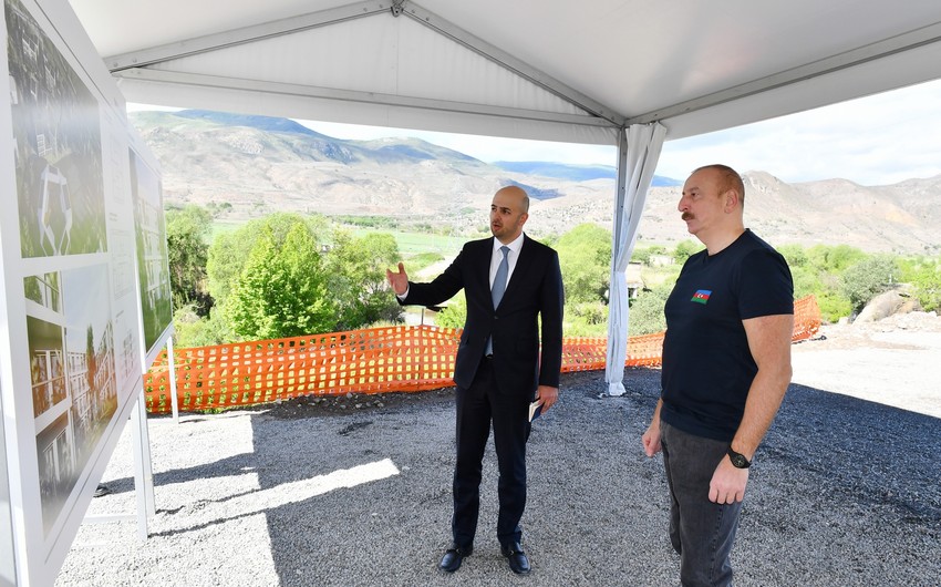 4ac52708 526f 3424 9281 0bfc02957b38