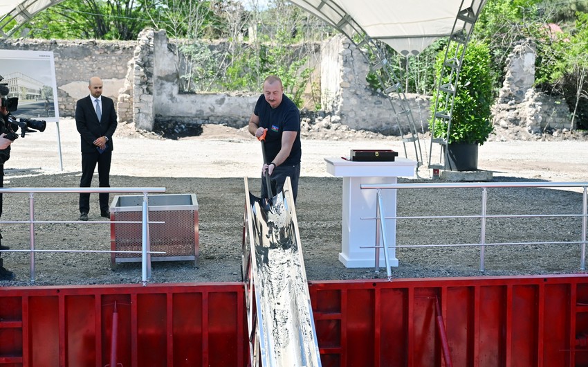 Edb2f409 4673 3c05 8a29 cc8e8bc7f913