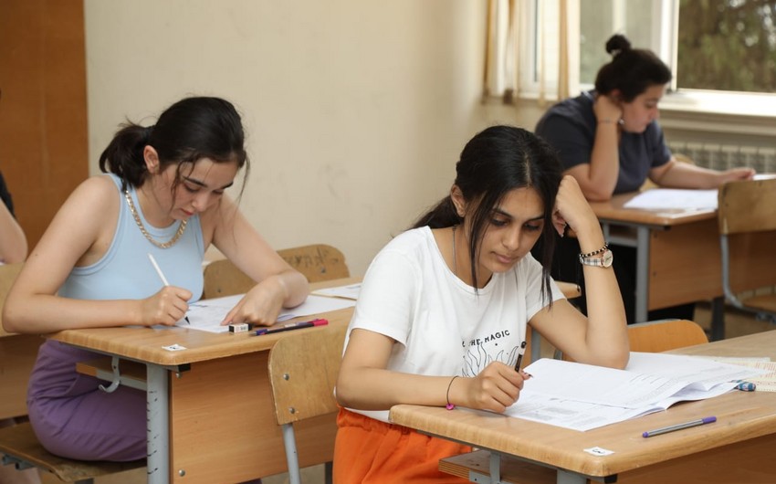 Eec258d9 abc7 3a2b b756 9643adc823e2