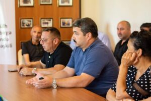 photo_5350606310044978567_y (1)