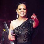 Unlu şarkıcı ebru gundeş