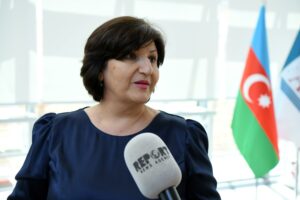 370de5ab-8612-34a7-969e-79990f54d898