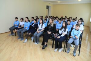 7131b133-a0f4-3a28-ae65-efcd238bdb77