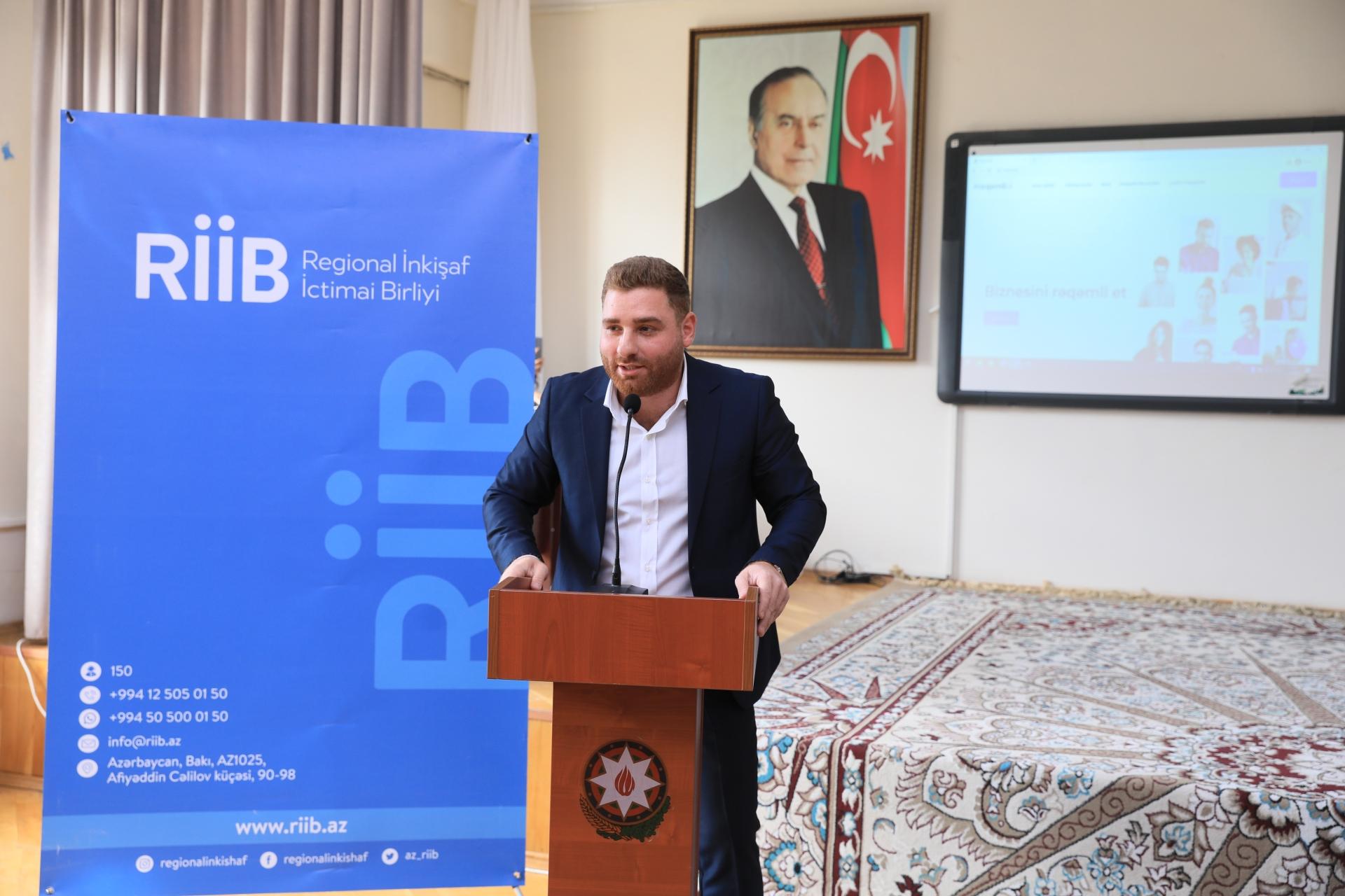 9f0bb3cf 3454 3a0f a782 38826126f3ab