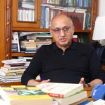 Photo 5298543511051825965 y