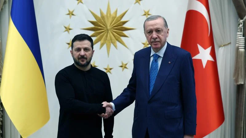 Zelenski ve erdoganaa 2359611 1