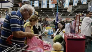 Boşalan marketlər 1