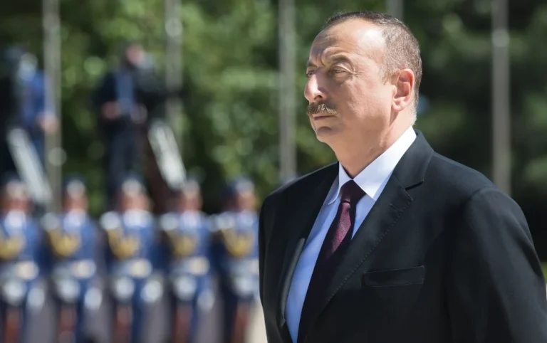 İlham aliyev parad