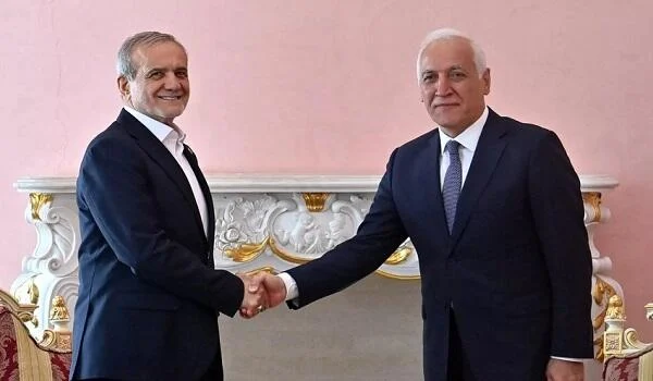 Pezeshkian xacaturya