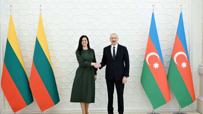 Prezident baş nazir