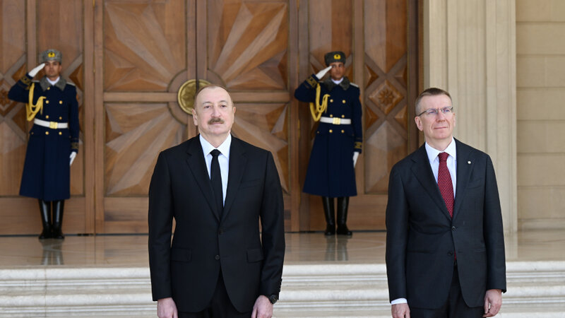 Latviya Prezidentinin rəsmi qarşılanma mərasimi olub