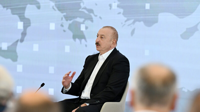 Prezident İlham Əliyev: Azərbaycan artıq orta gücə çevrilir